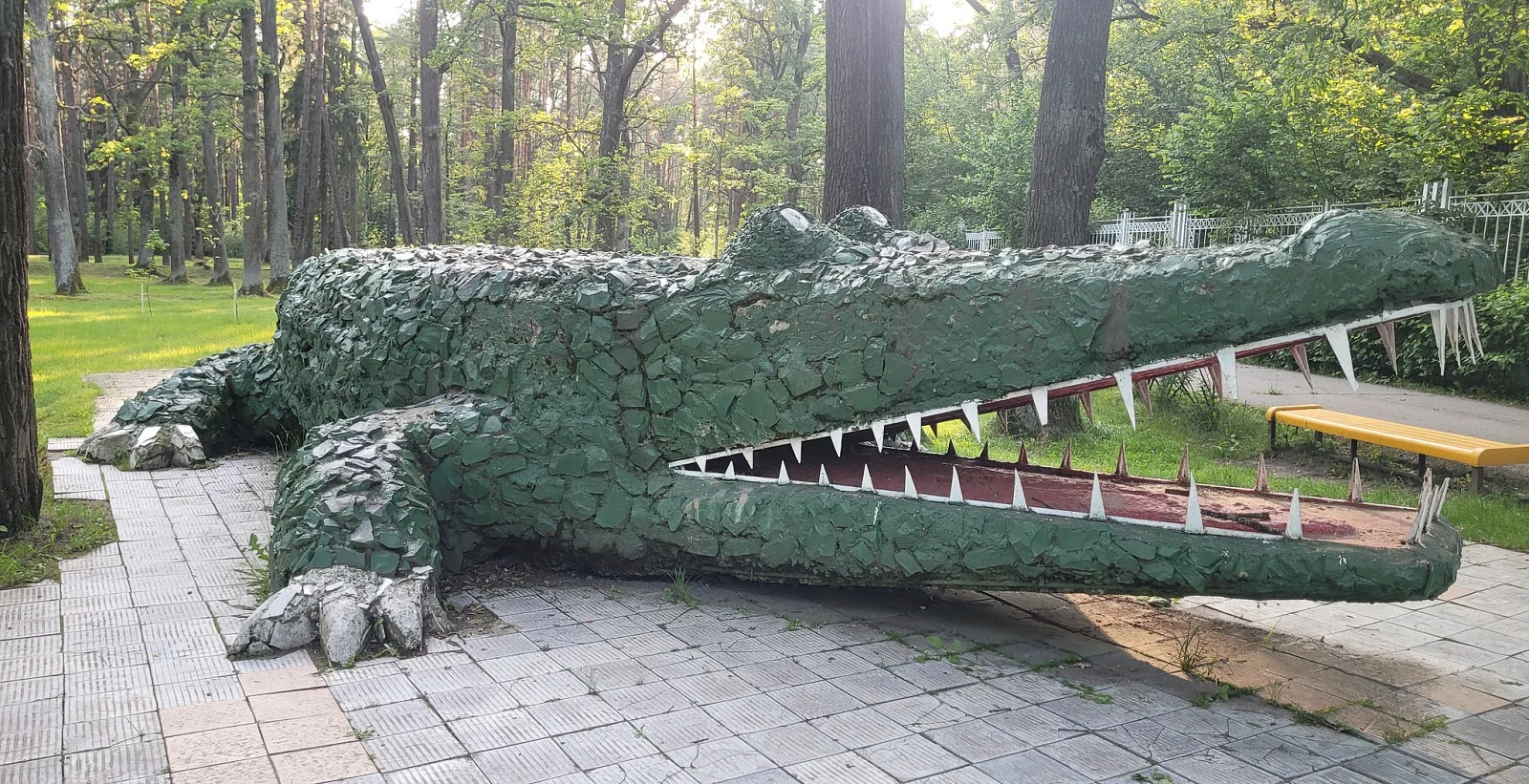 Санаторий Шинник, крокодил