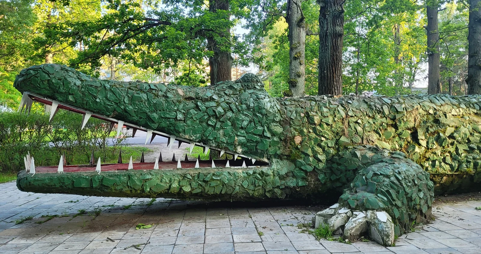 Санаторий Шинник, крокодил