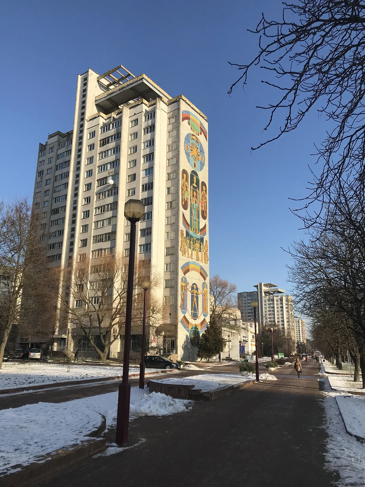 Мозаичные панно «Город герой», «Город культуры»,  «Город-строитель», «Город науки» в микрорайоне Восток.