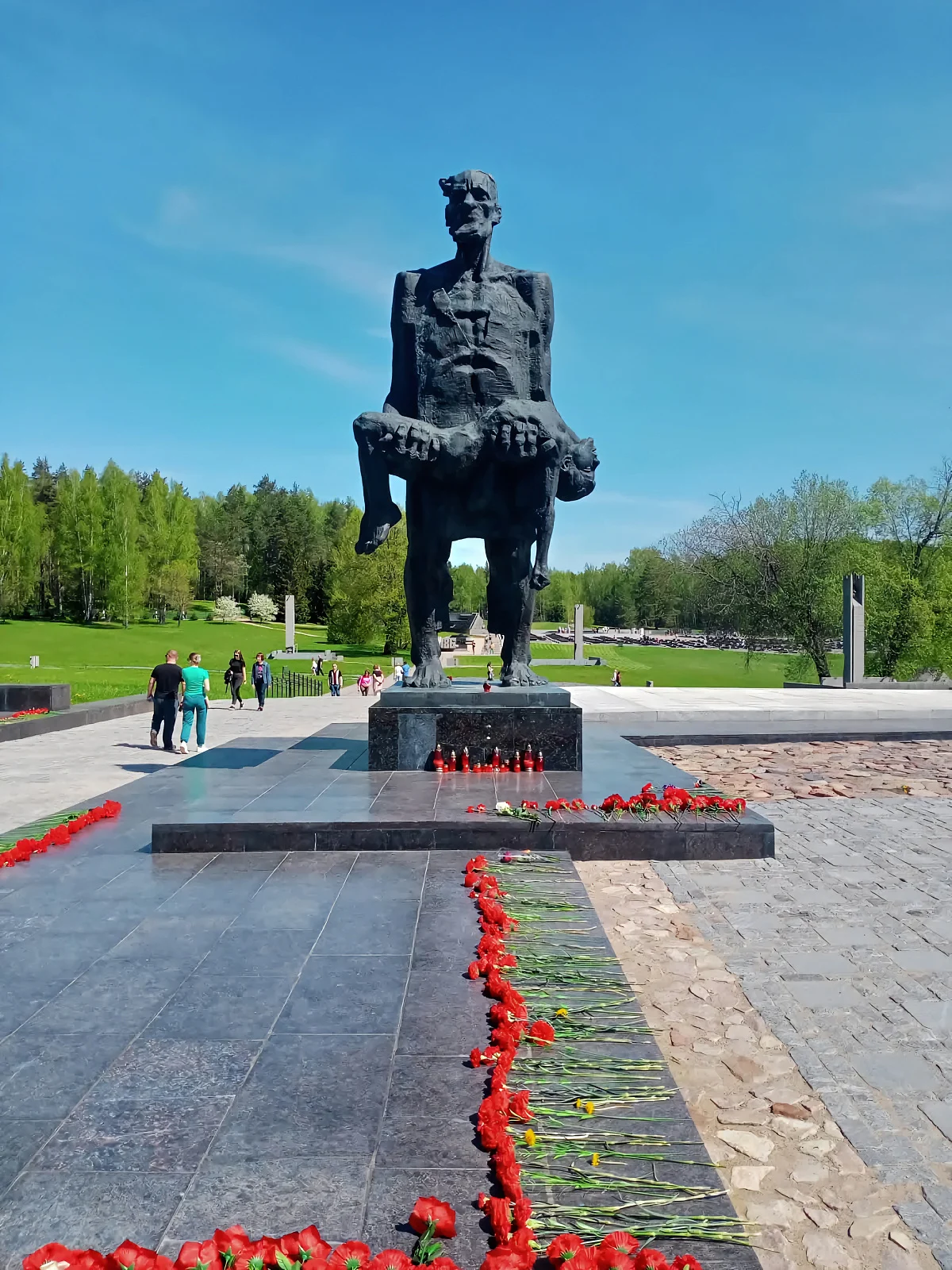 Мемориальный комплекс «Хатынь»